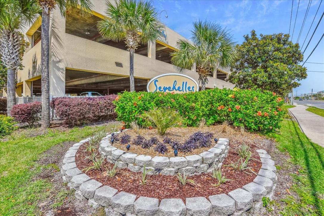 1408 Seychelles Apartment *